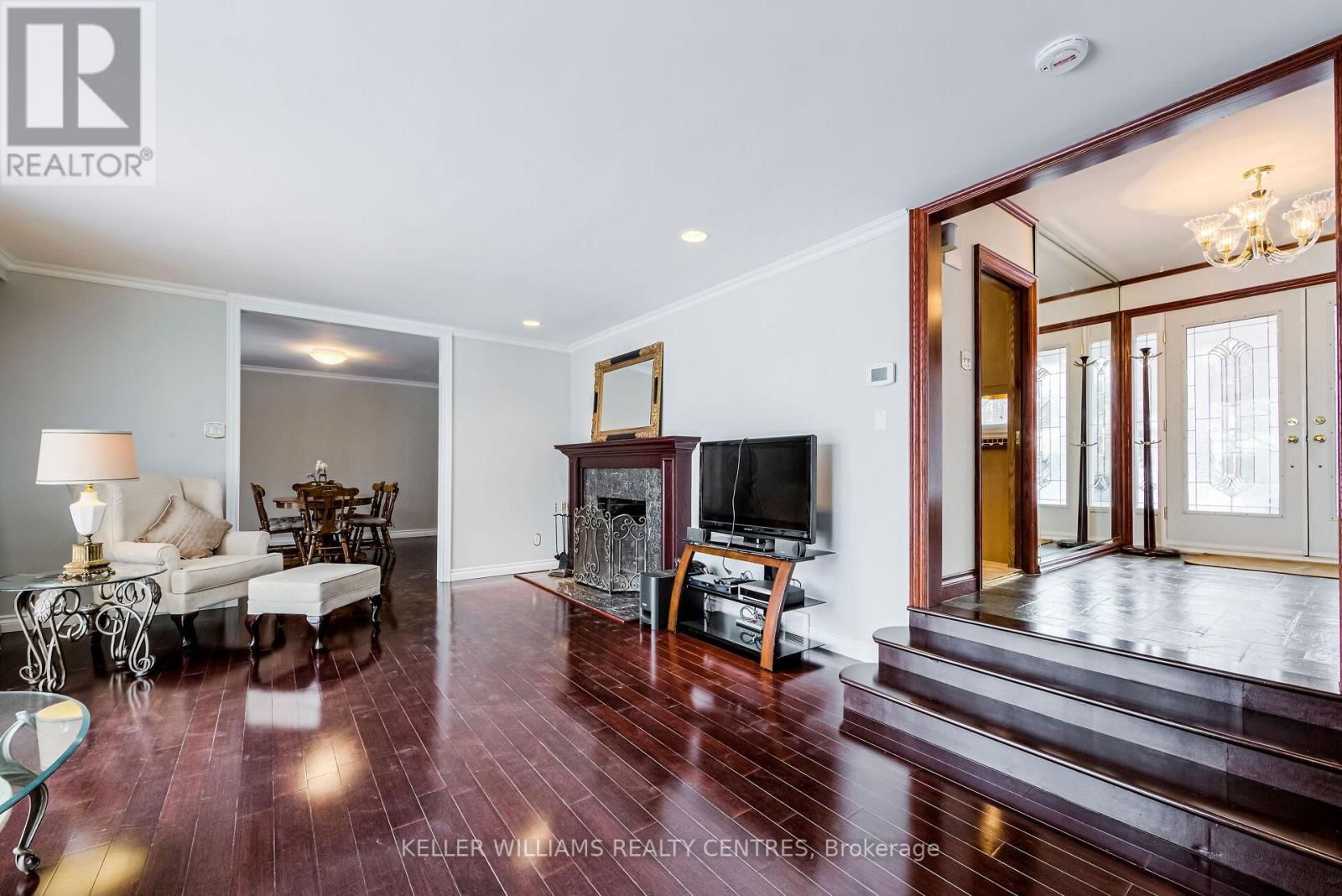 9 WOOD DALE DRIVE Image 9