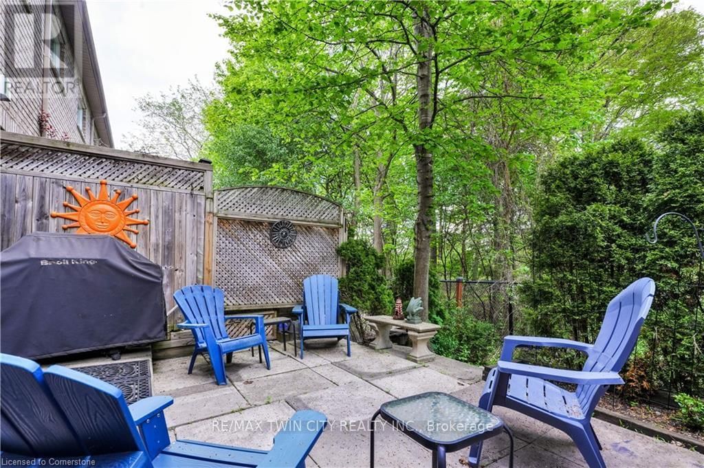 45 - 110 HIGHLAND ROAD EAST Image 31