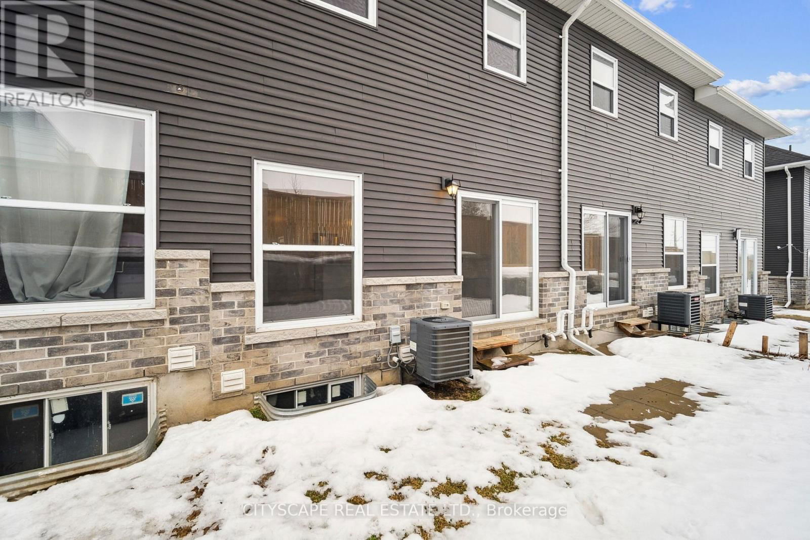 B3 - 439 ATHLONE AVENUE EAST Image 28