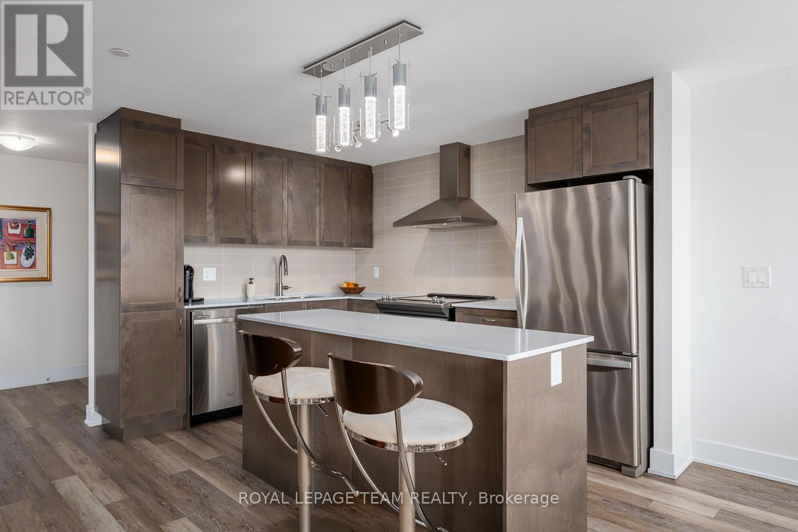 712 - 411 MACKAY STREET Image 5