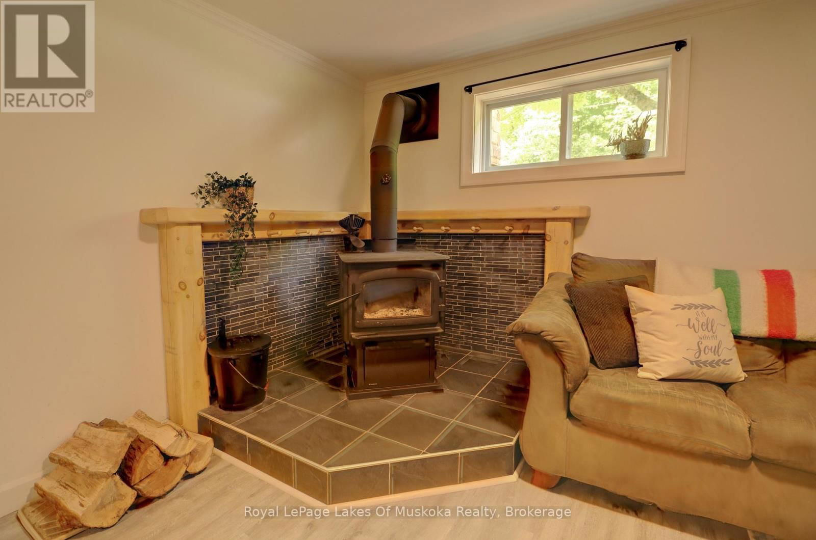 38 FLORENCE STREET WEST Image 22