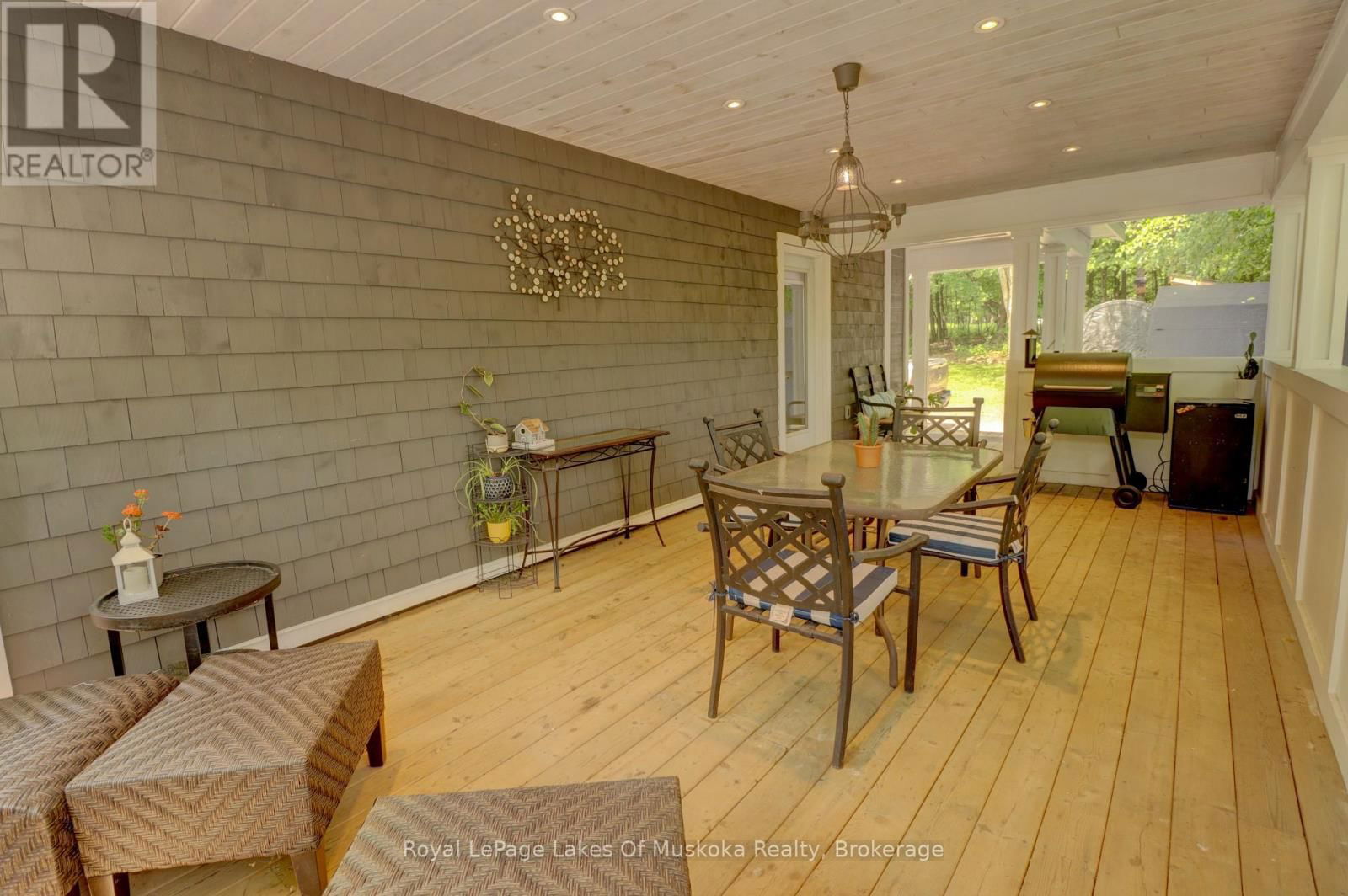 38 FLORENCE STREET WEST Image 25