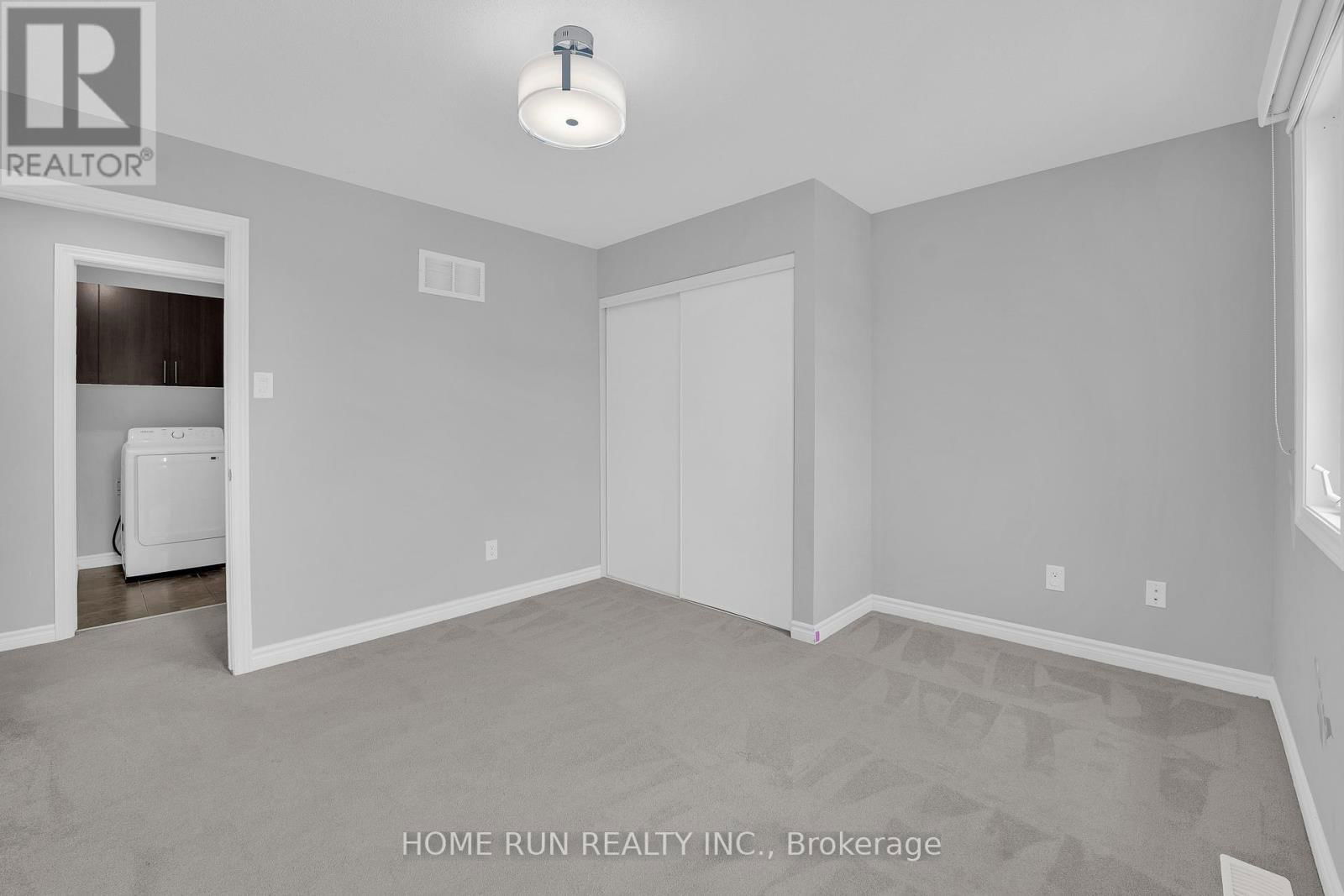 335 GALLANTRY WAY Image 35