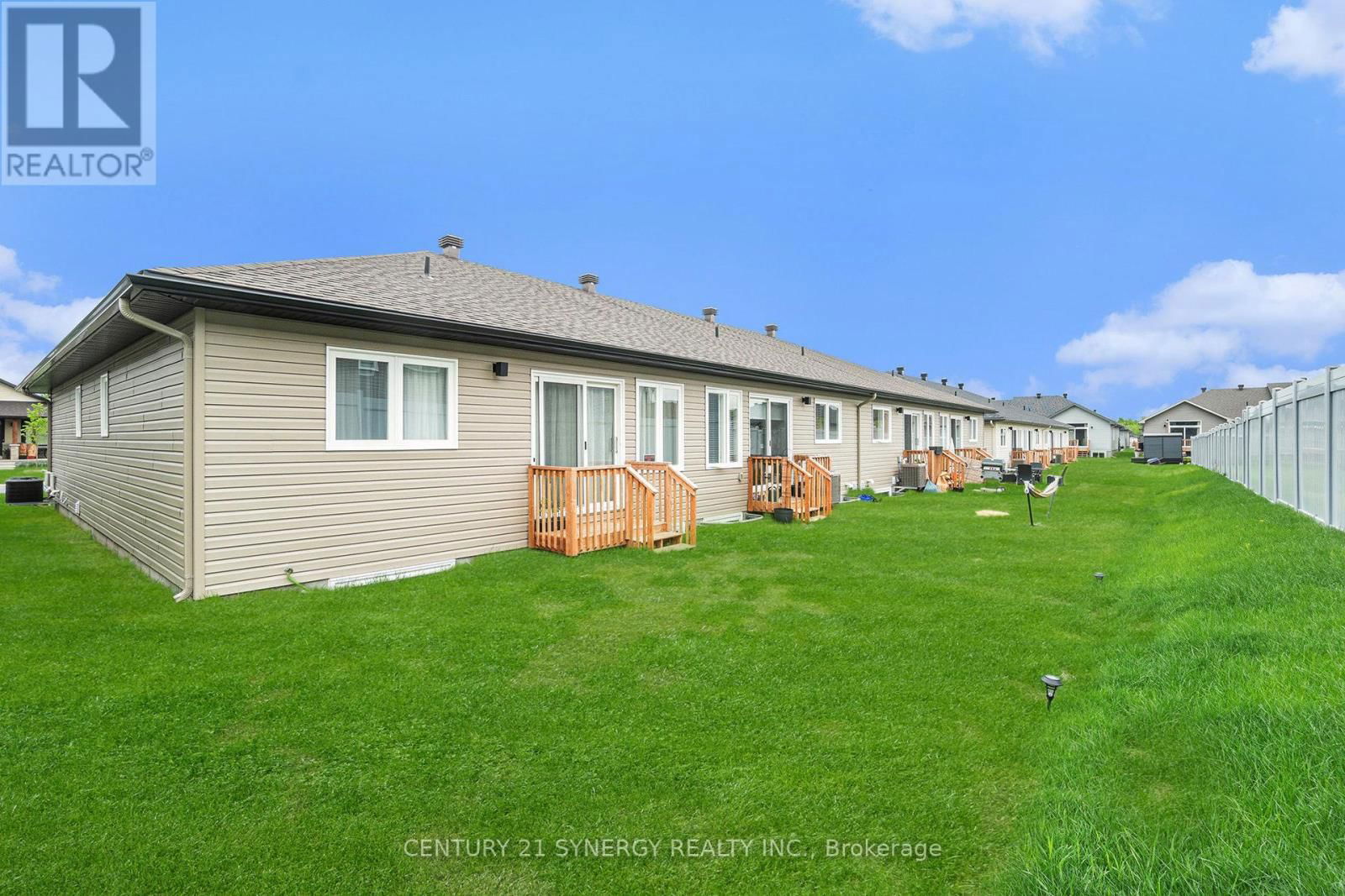 110 SEABERT DRIVE Image 25