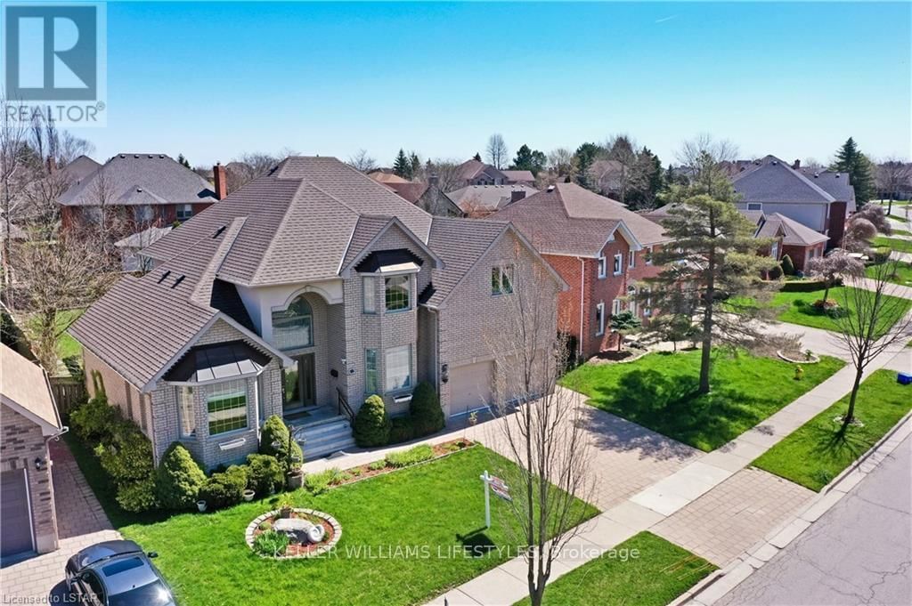 206 AMBLESIDE DRIVE Image 41