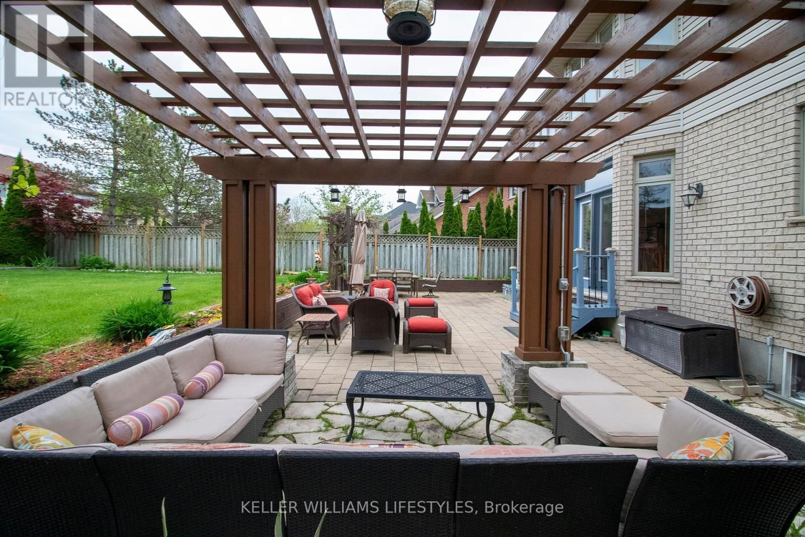 206 AMBLESIDE DRIVE Image 45