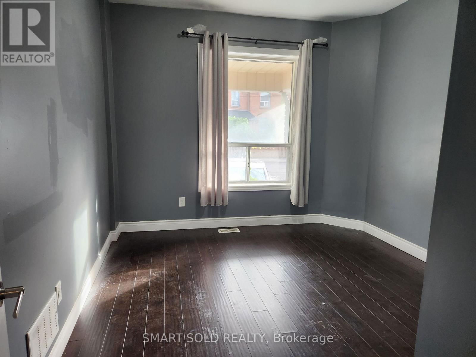 1 - 697 WILSON STREET Image 6