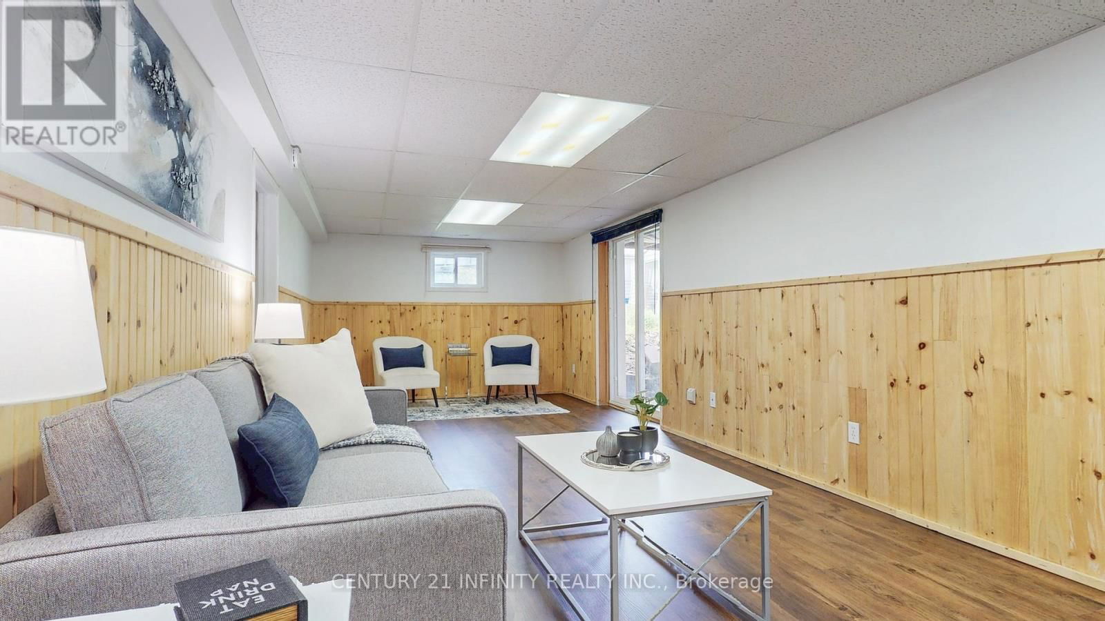 66 COWANS CRESCENT Image 20