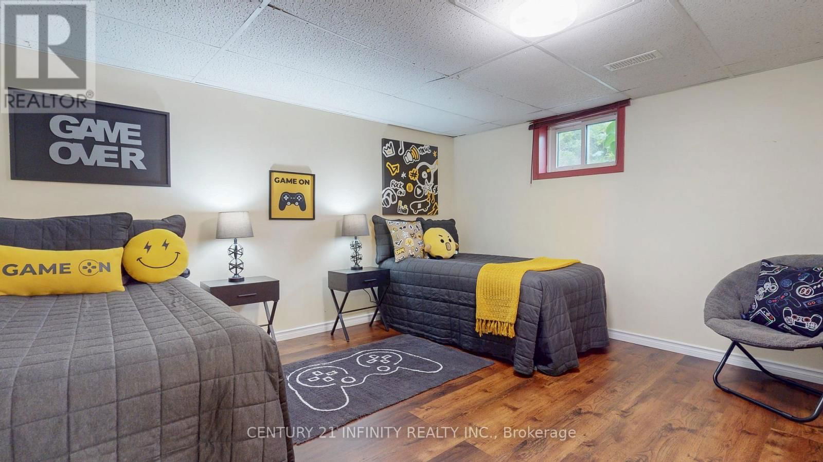 66 COWANS CRESCENT Image 23