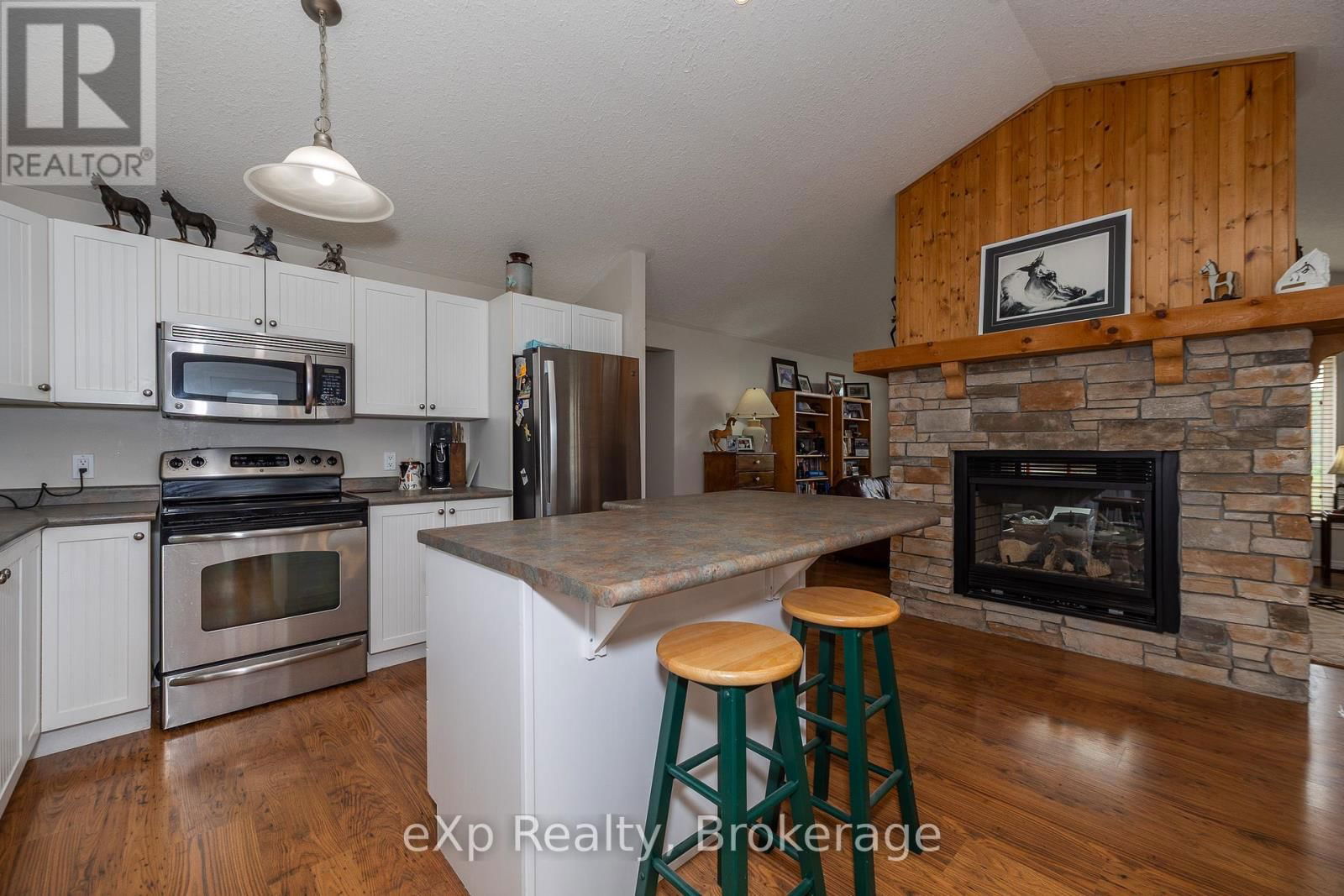 46304 OLD MAIL ROAD Image 8