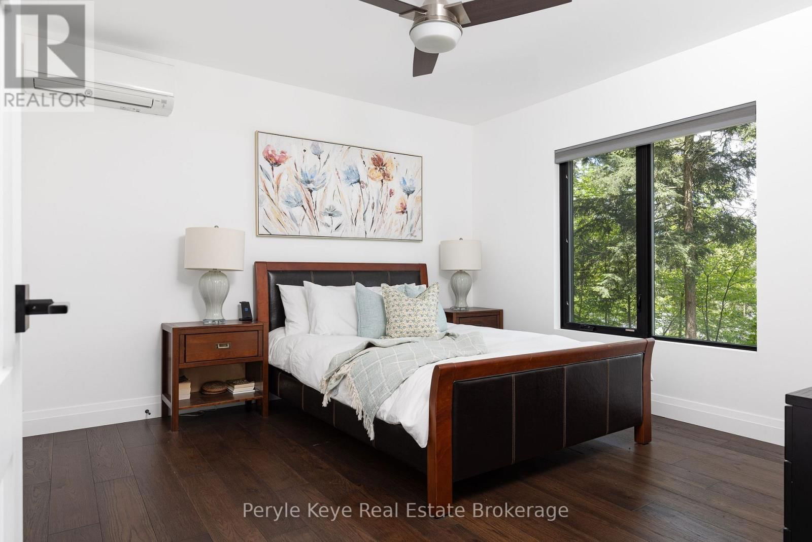 86 CLAREN CRESCENT Image 39