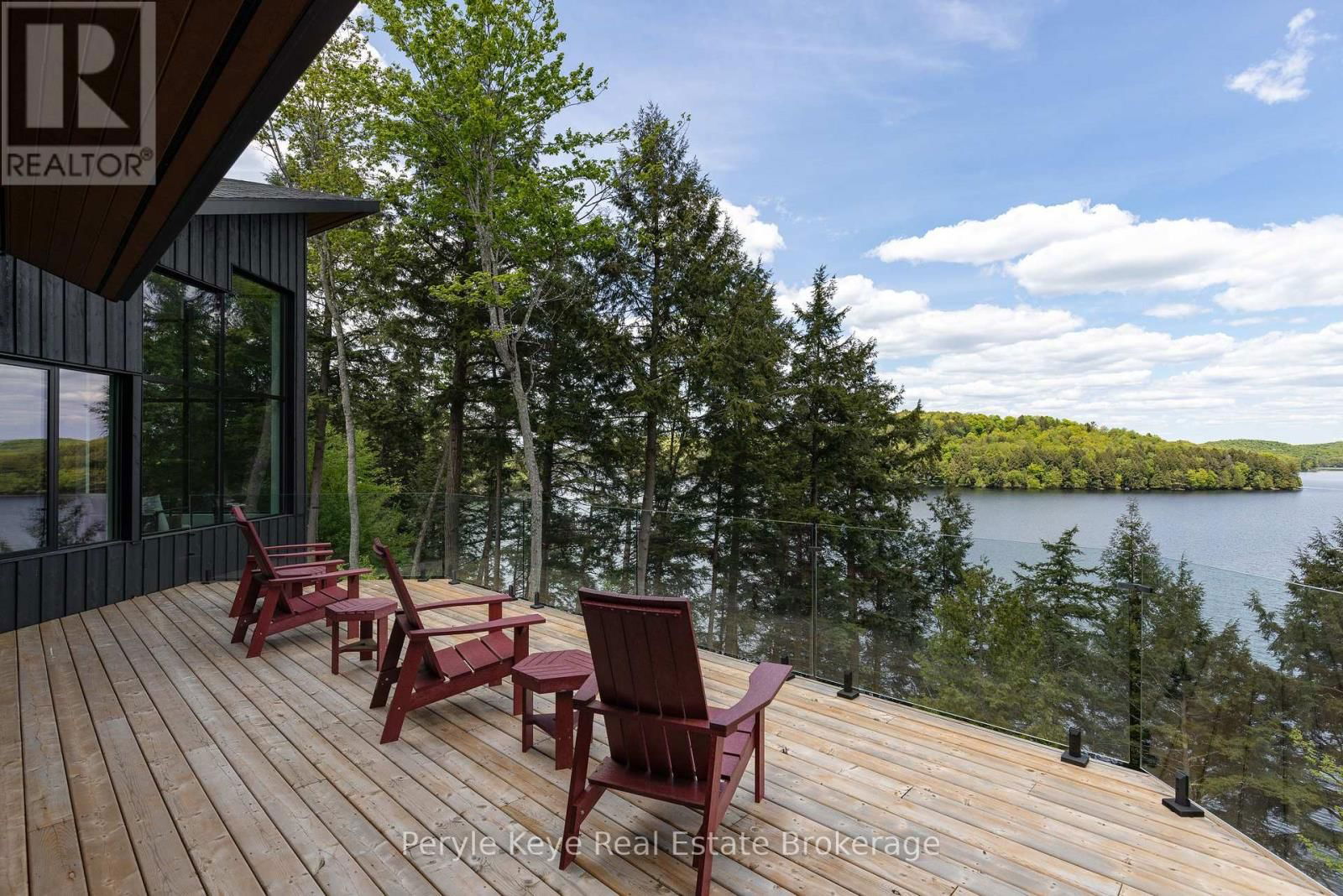 86 CLAREN CRESCENT Image 46