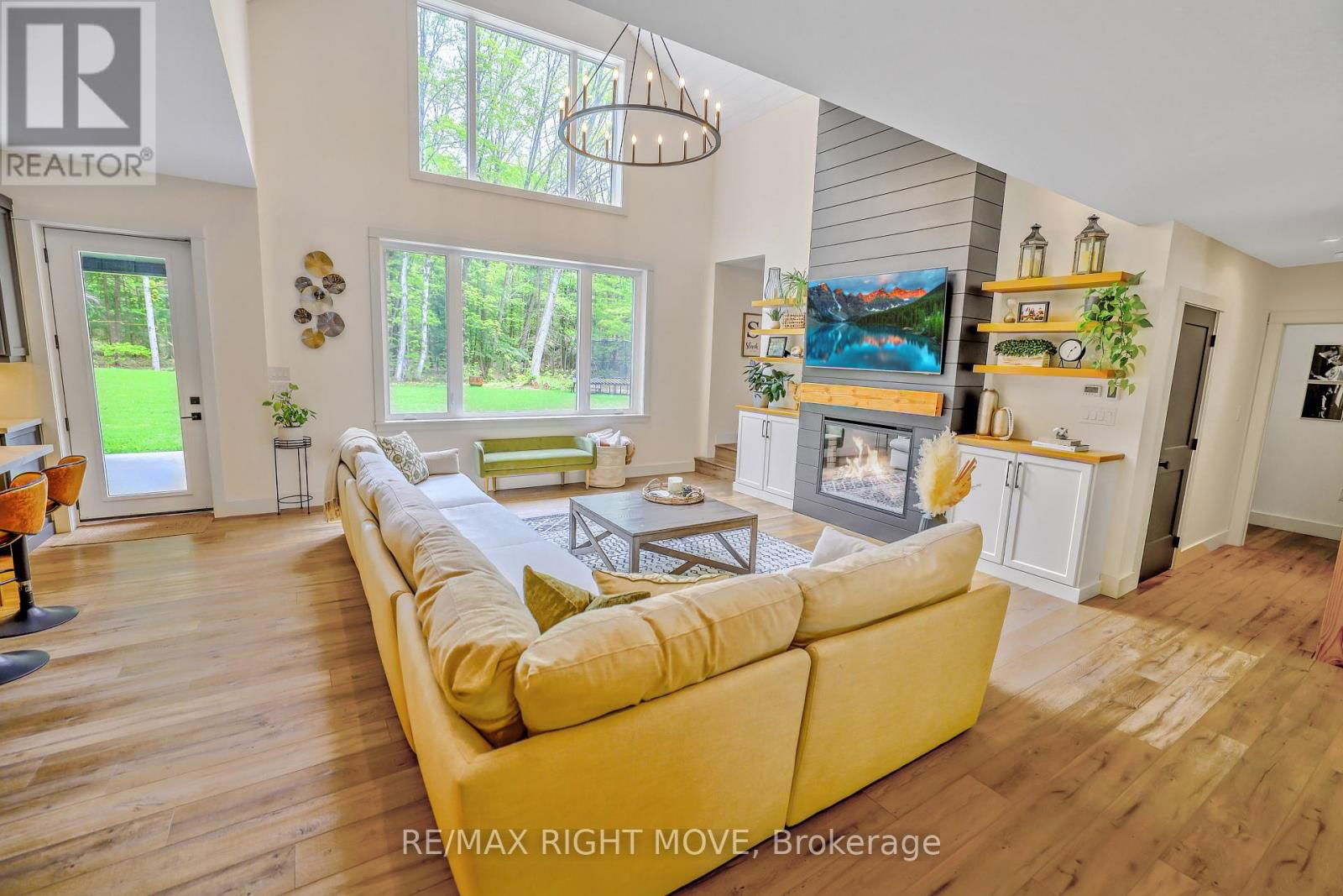 1025 DAVIS DRIVE Image 6