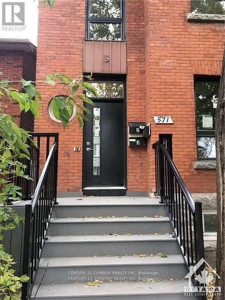 2 - 571 MCLEOD STREET Image 1