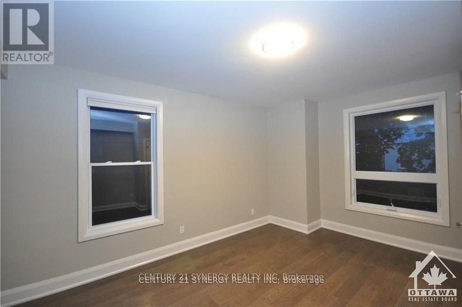2 - 571 MCLEOD STREET Image 13