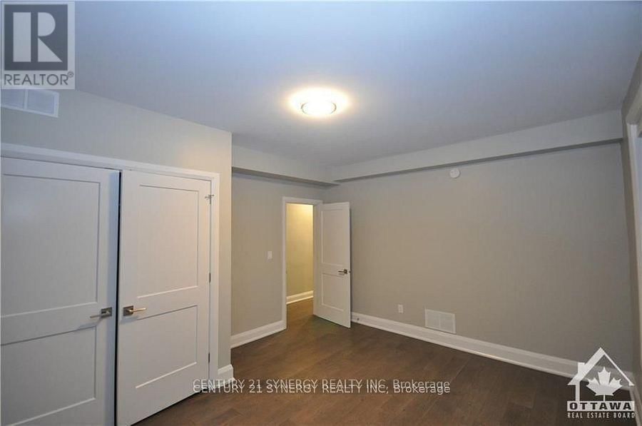 2 - 571 MCLEOD STREET Image 15