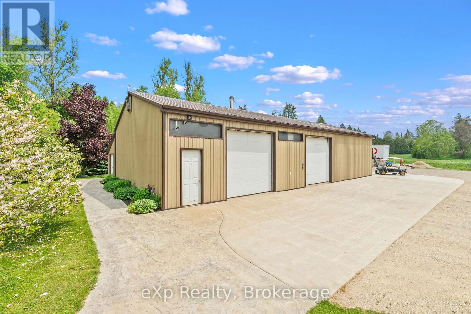 314839 HIGHWAY 6 Image 11