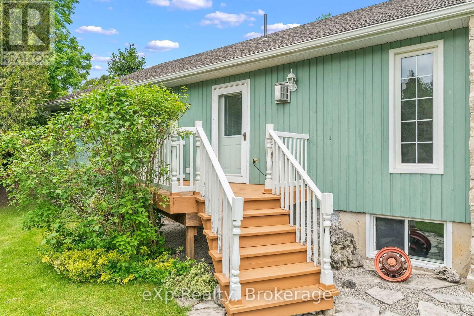 314839 HIGHWAY 6 Image 8
