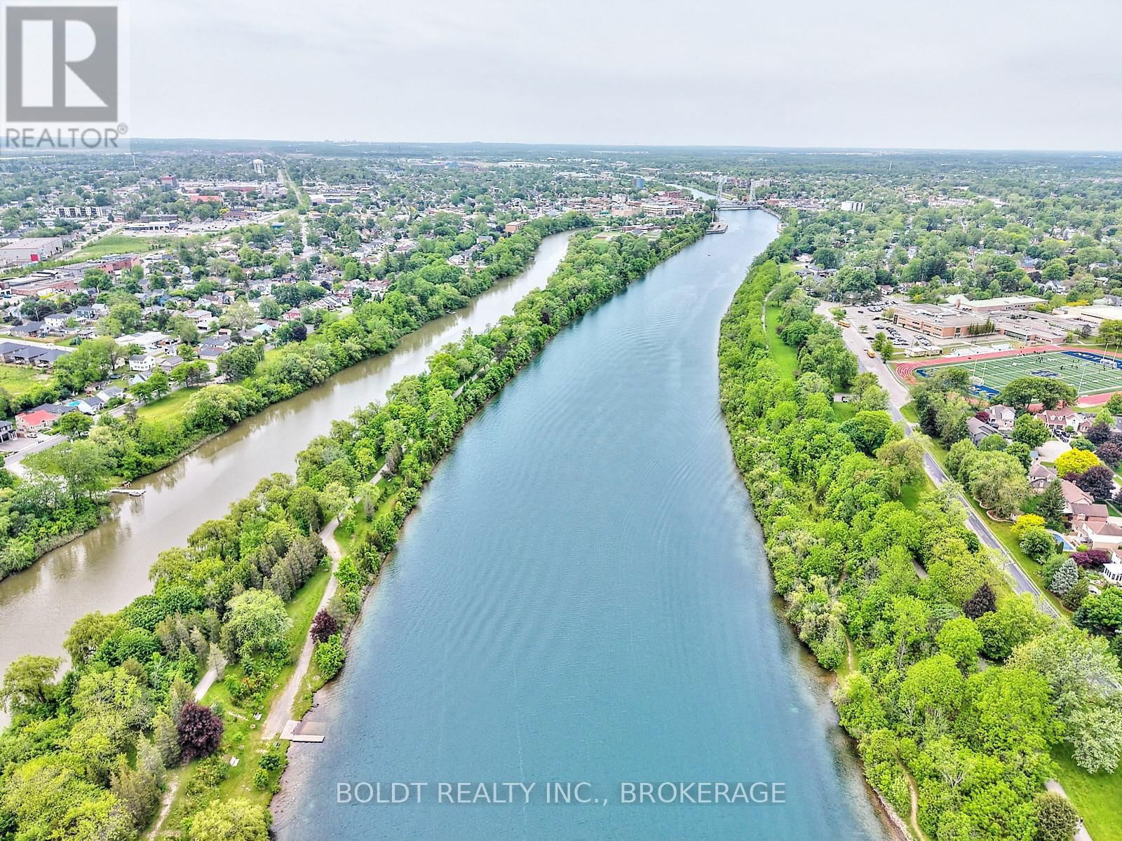 130 GADSBY AVENUE Image 32