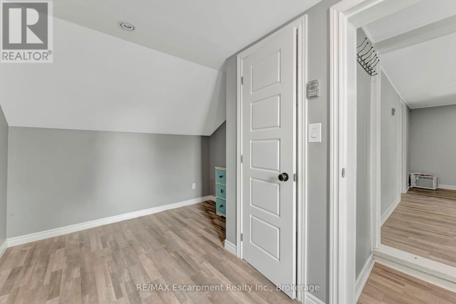 306 ST. PATRICK STREET WEST Image 39