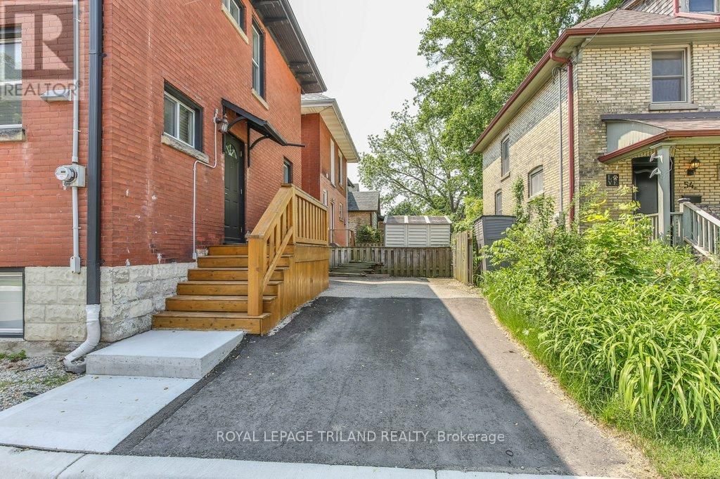 64 EAST STREET Image 37