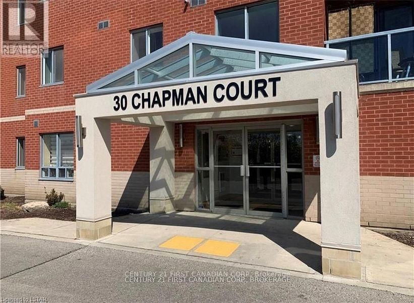 203 - 30 CHAPMAN COURT Image 2