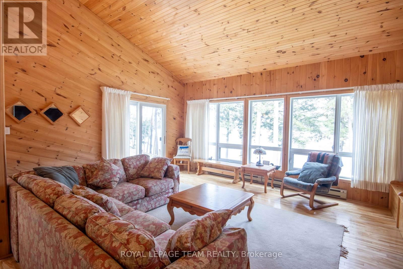 443 WEGLARZ ROAD Image 16
