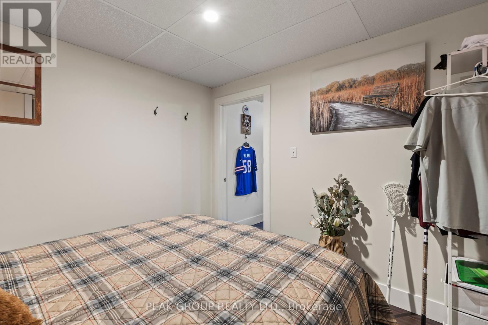 427 TRILLIUM AVENUE Image 35