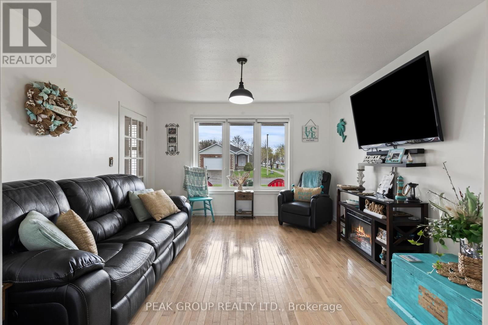 427 TRILLIUM AVENUE Image 8