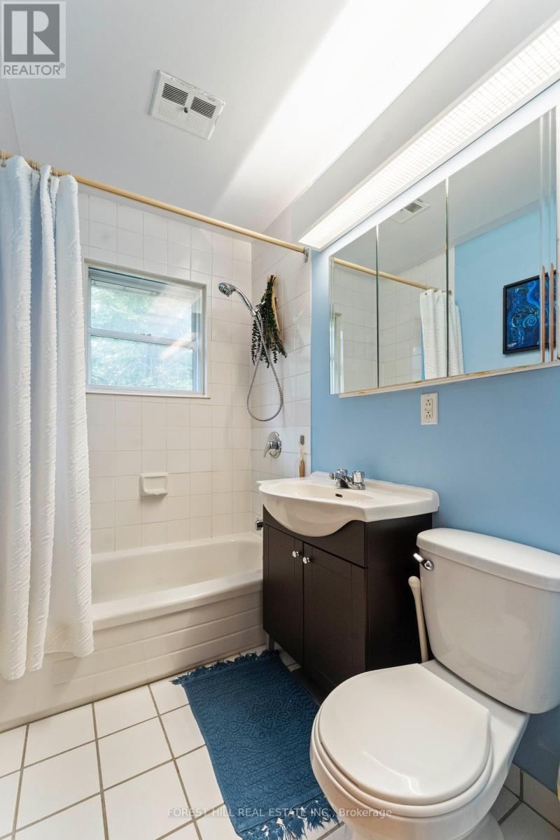 2 - 964 BAKERVALE DRIVE Image 12