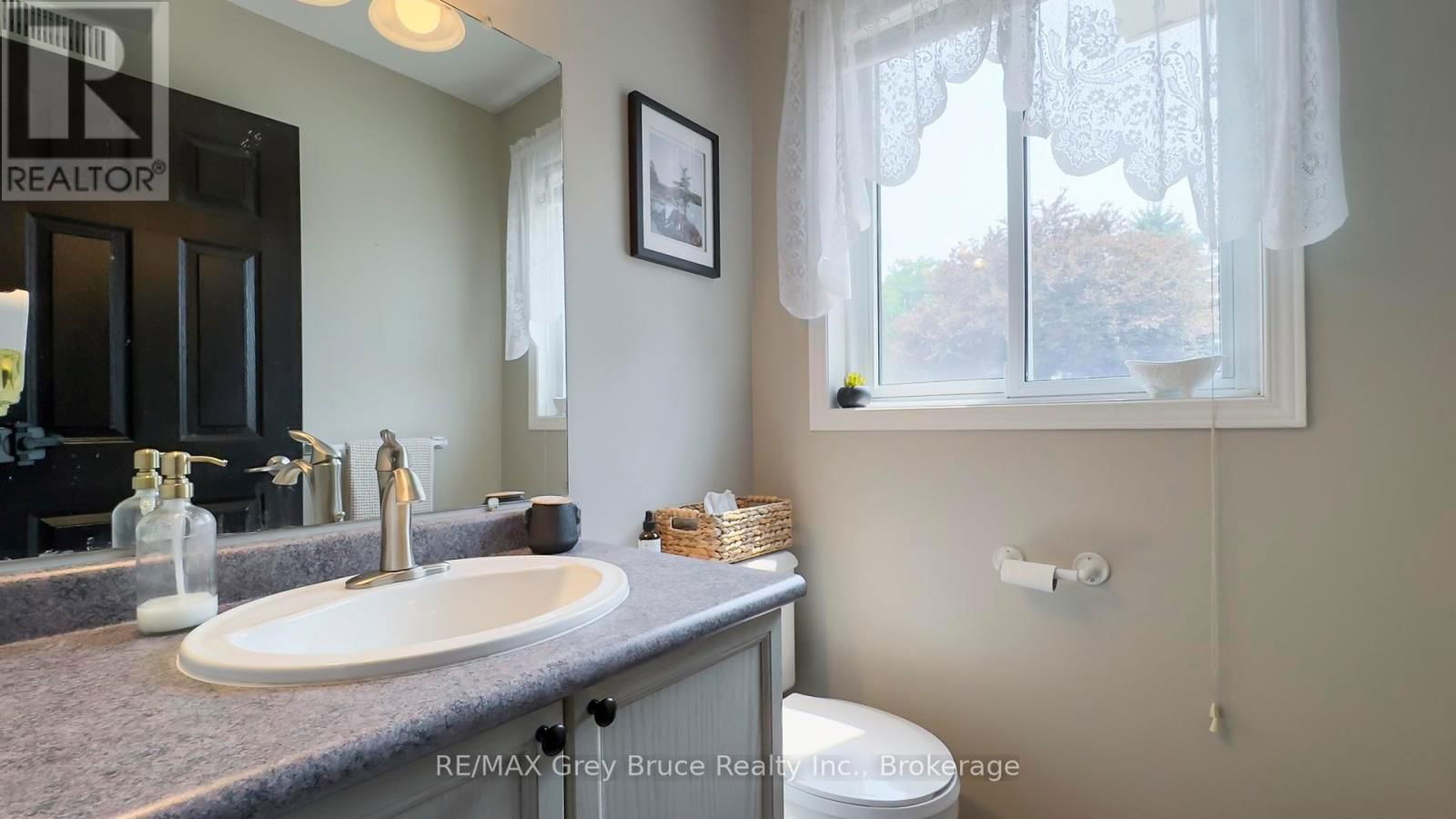 67 JOHN STREET Image 20
