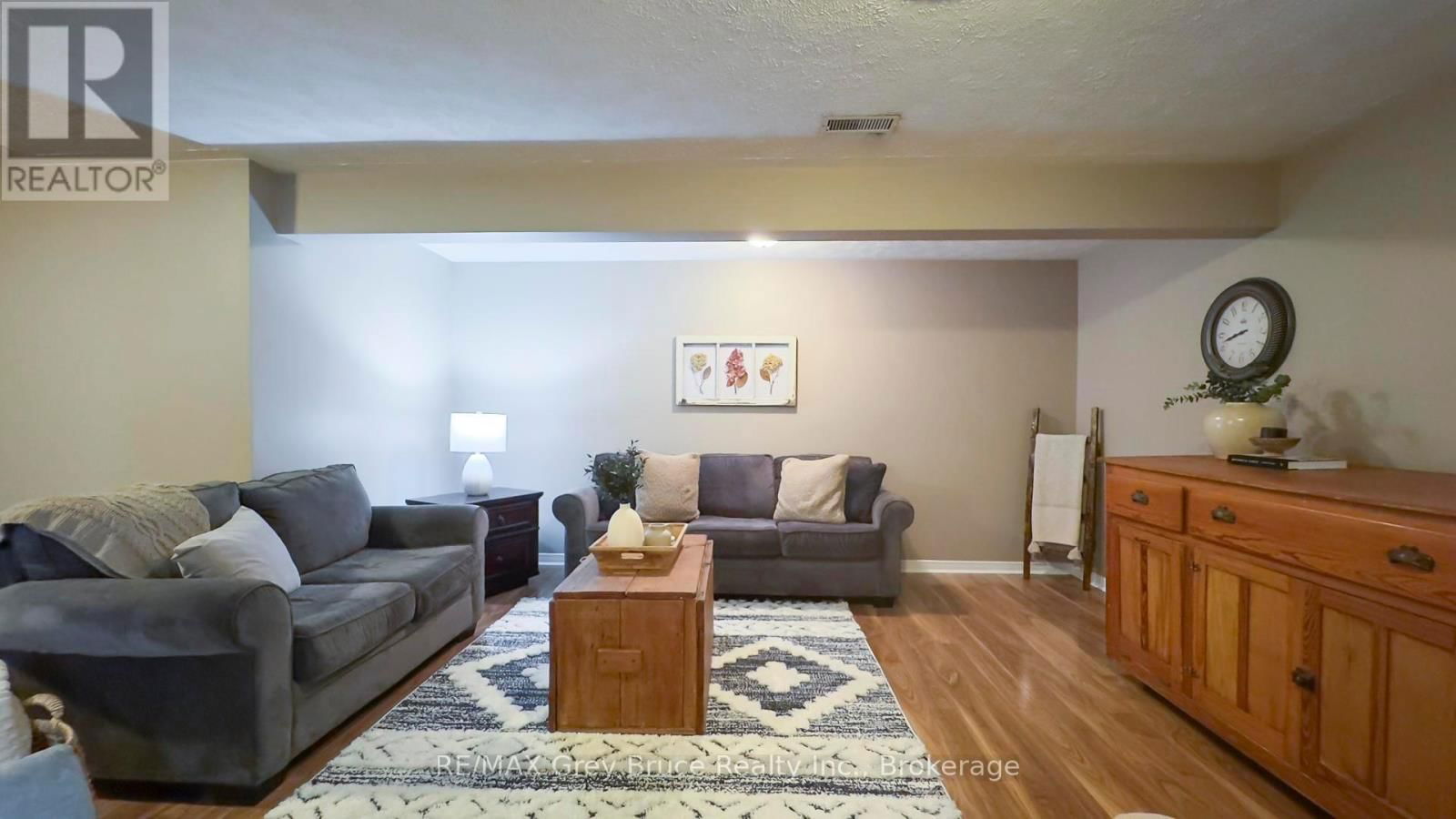 67 JOHN STREET Image 34