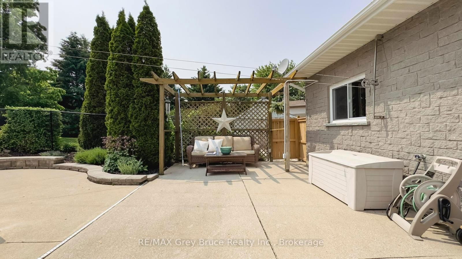 67 JOHN STREET Image 38