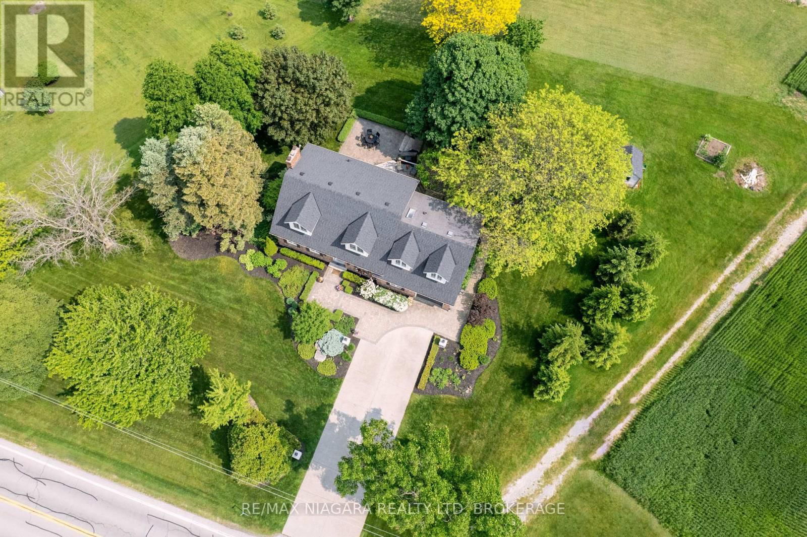 2698 TWENTY RD. ROAD Image 45