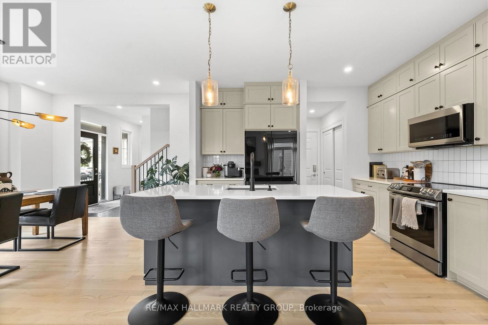 601 IDYLLIC TERRACE Image 11