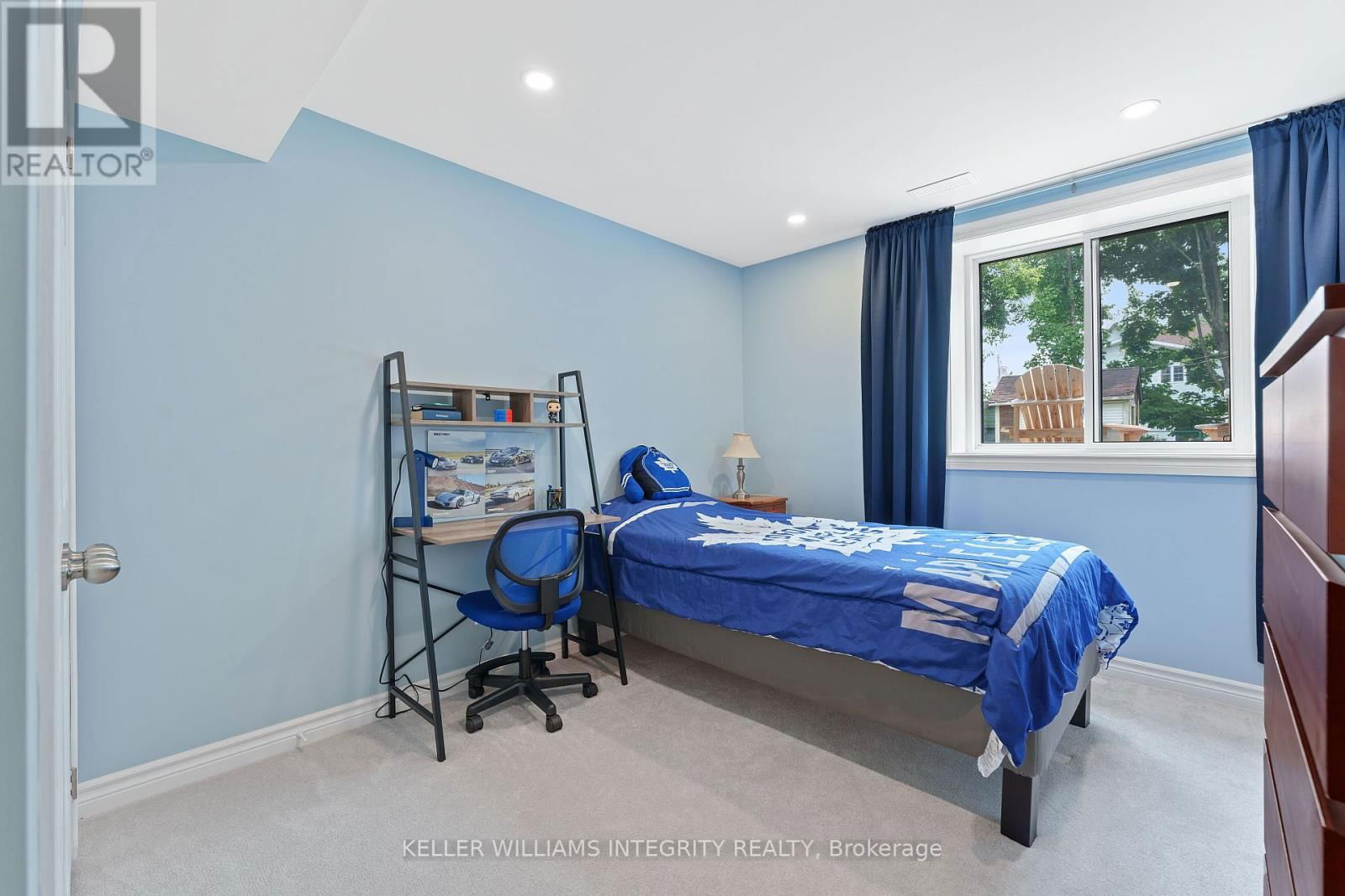 165 MAUDE STREET Image 20