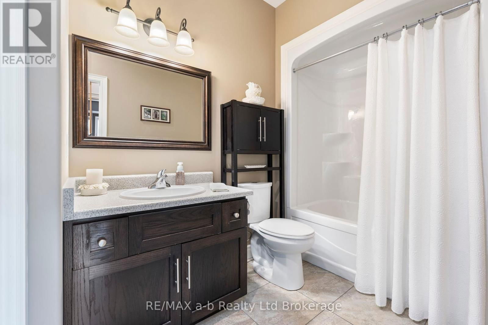 127 GERBER MEADOWS DRIVE Image 19