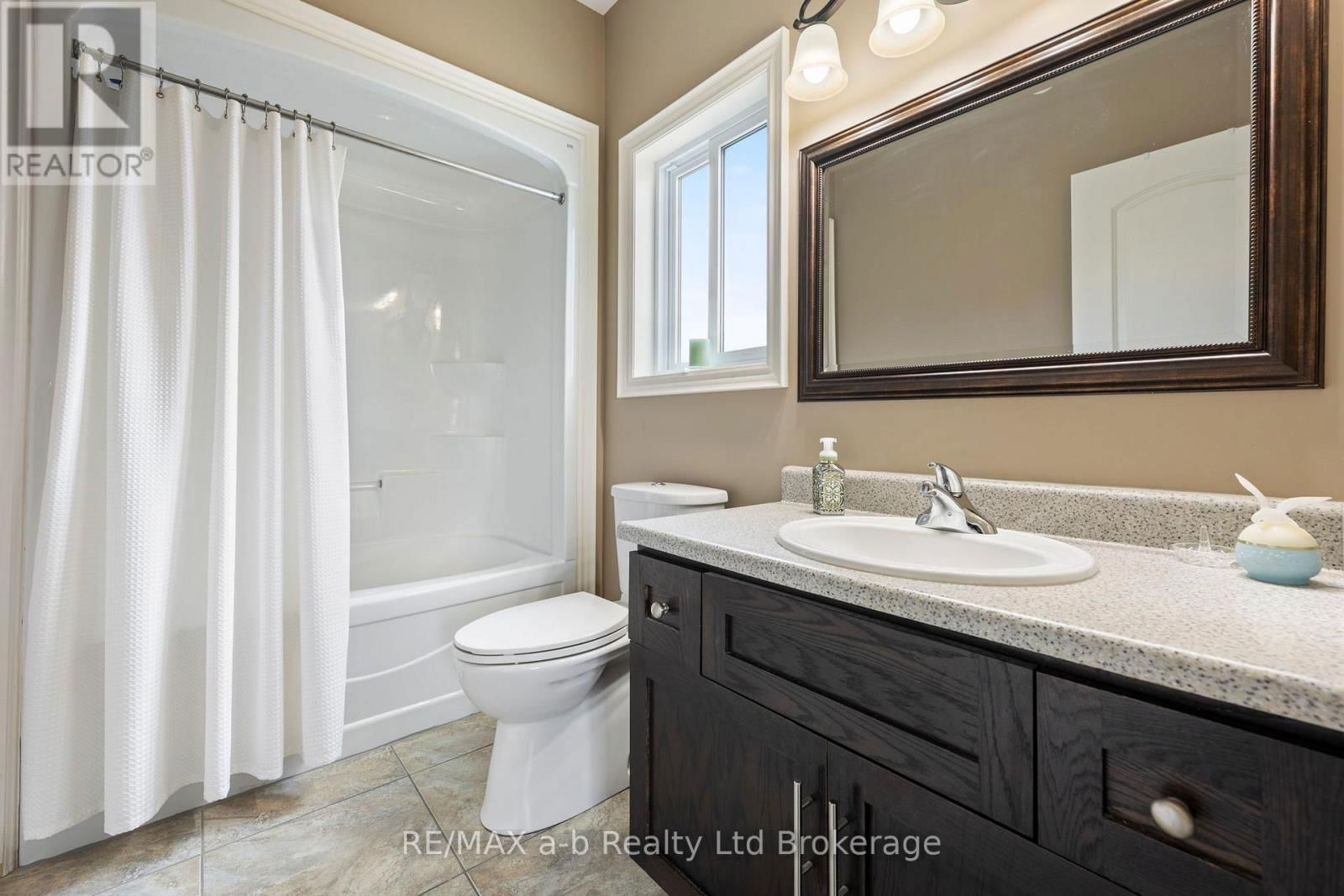 127 GERBER MEADOWS DRIVE Image 23