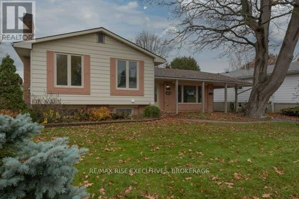 1 - 811 OVERLEA COURT Image 1