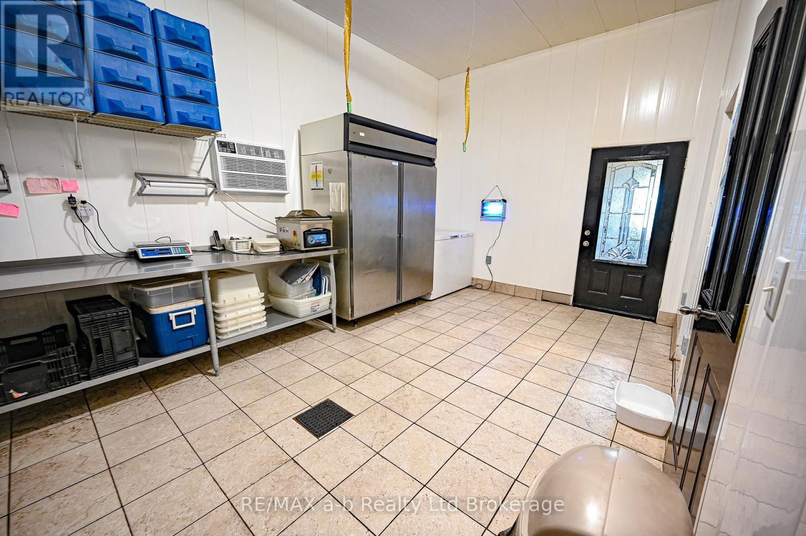 244 11TH CONCESSION ROAD Image 38