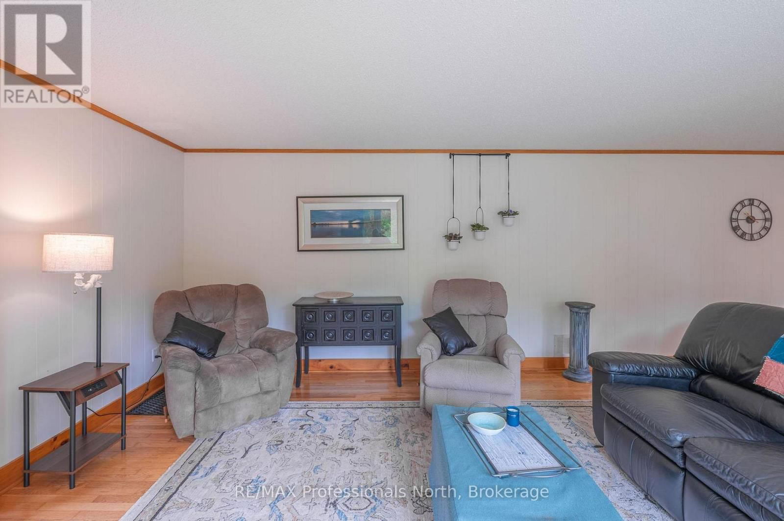 1006 TENNYSON ROAD Image 21