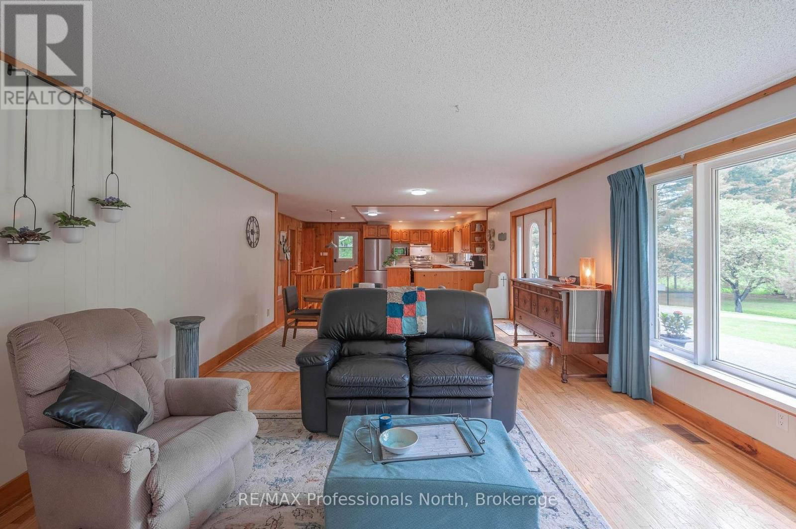 1006 TENNYSON ROAD Image 22