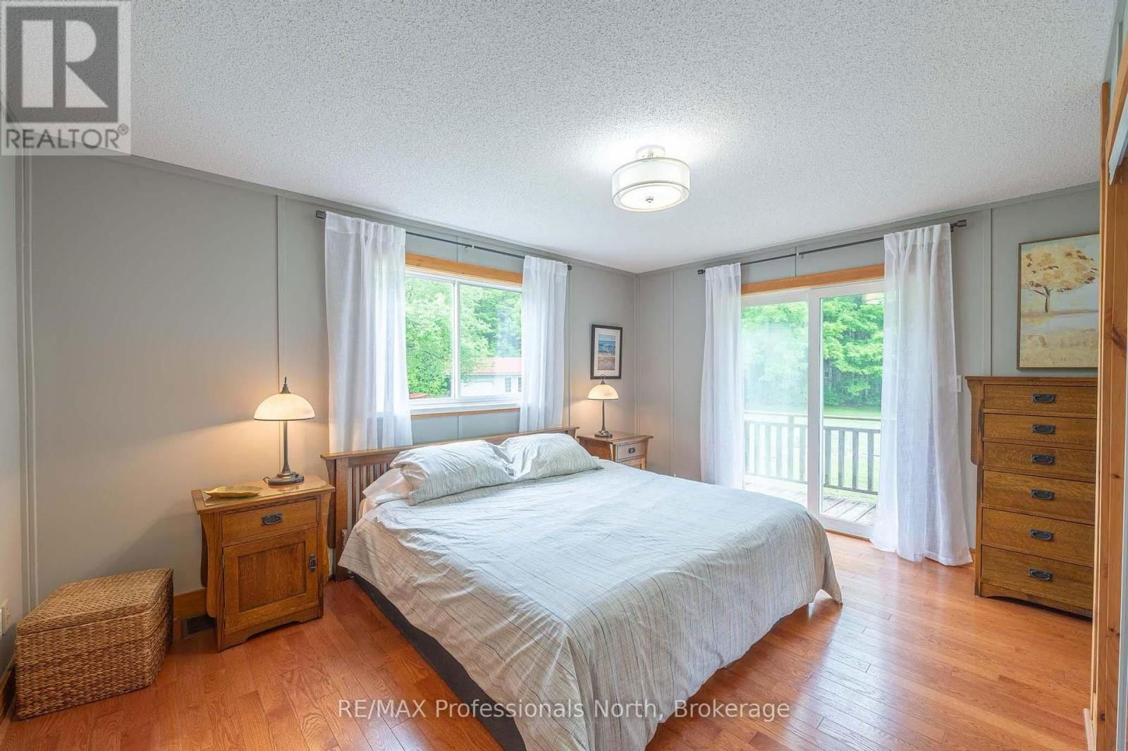 1006 TENNYSON ROAD Image 38