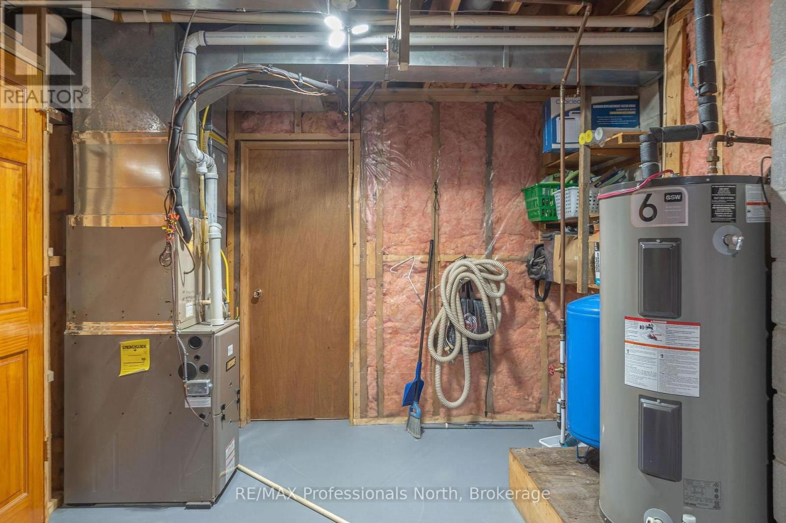 1006 TENNYSON ROAD Image 47