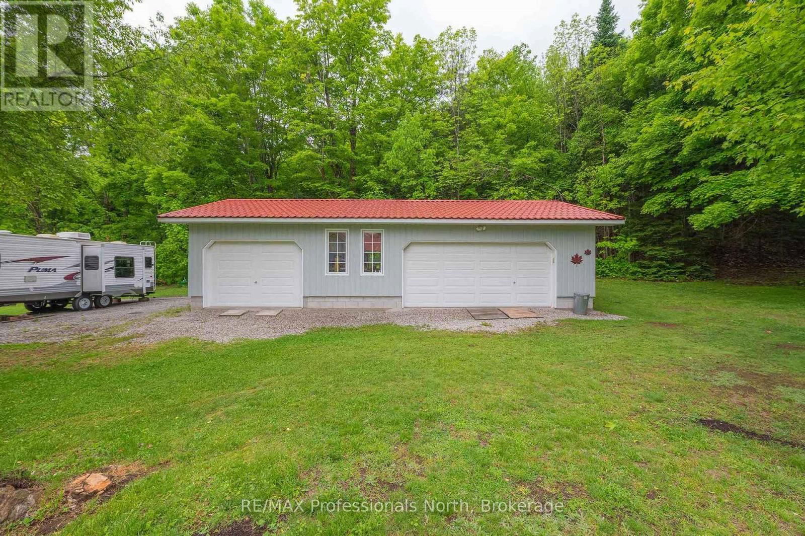 1006 TENNYSON ROAD Image 8
