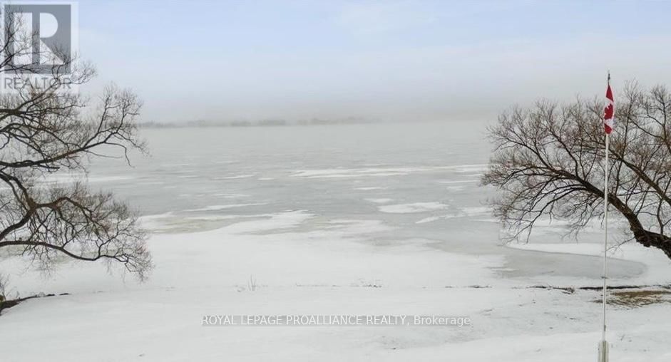 12 - 1798 OLD HIGHWAY 2 Image 33