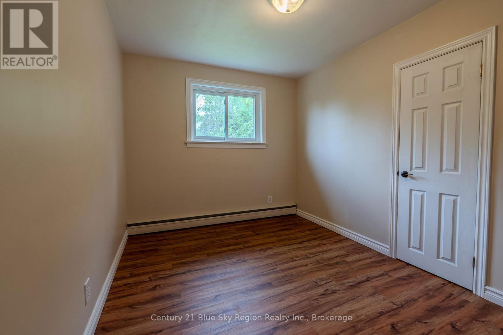 235 GLADSTONE AVENUE Image 18