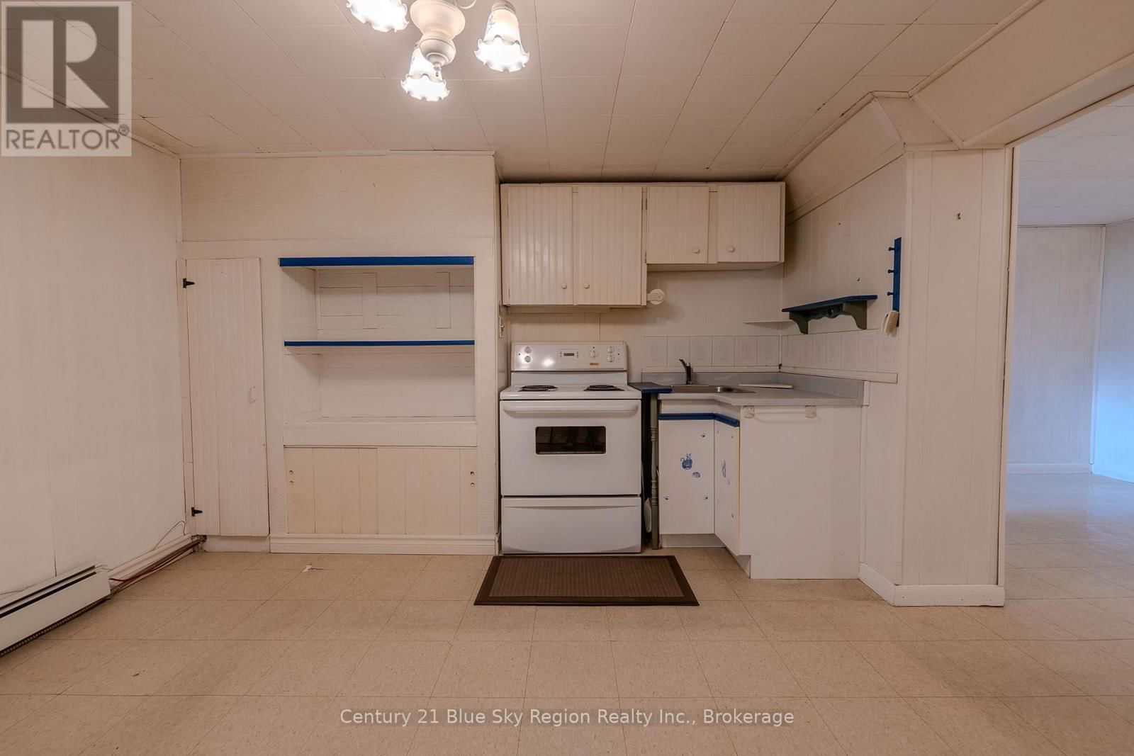235 GLADSTONE AVENUE Image 24