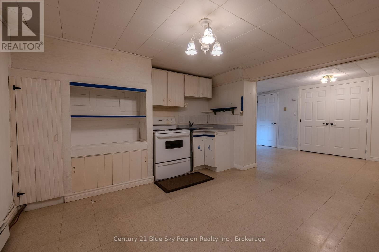 235 GLADSTONE AVENUE Image 25