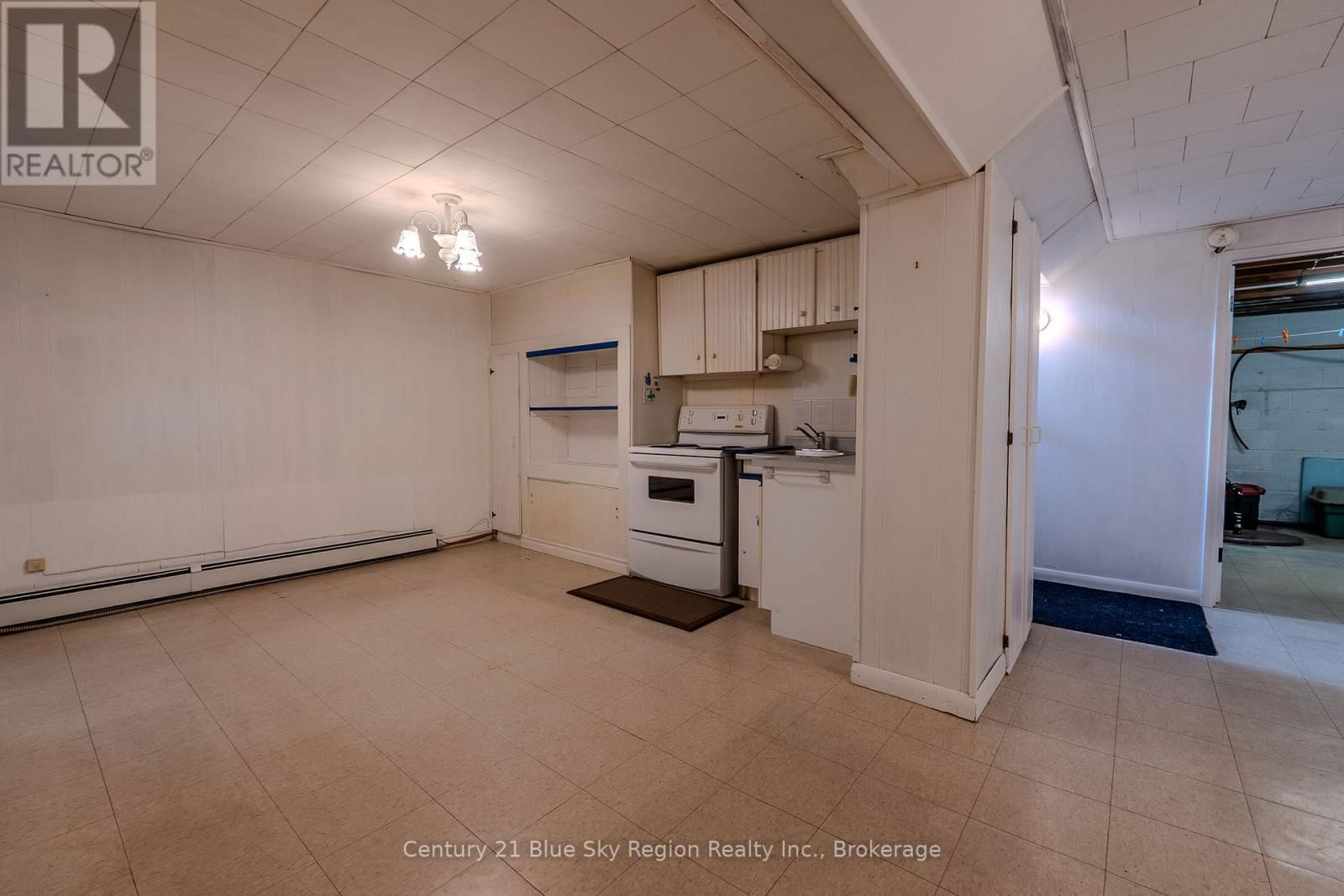235 GLADSTONE AVENUE Image 28